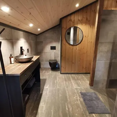 Hoyfjellshytte I Valdres Med Panoramautsikt Vakantiehuis Reinli