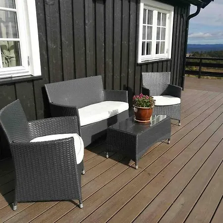 Hoyfjellshytte I Valdres Med Panoramautsikt Reinli