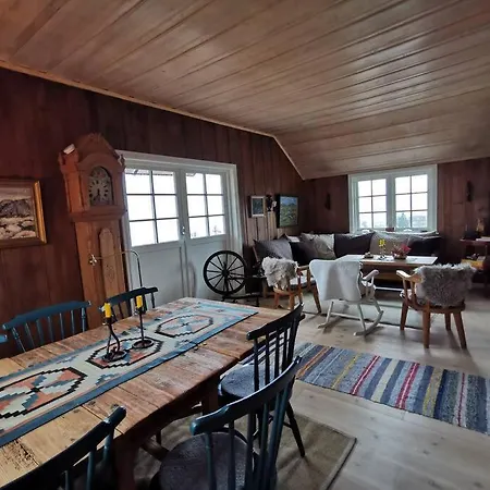 Hoyfjellshytte I Valdres Med Panoramautsikt Vakantiehuis *